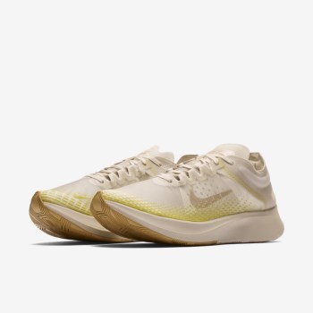 Nike Zoom Fly SP Fast - Férfi Futócipő - Világos Barna/Világos/Arany